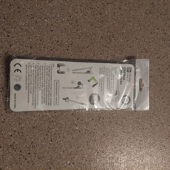 Kids Training Chopsticks pair Reusable - Picture 2 of 2